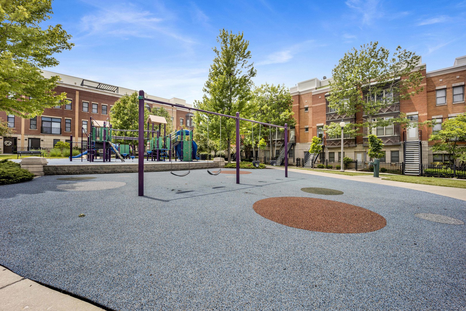 948 West 15th Place, Unit 1B Chicago, IL 60608 - Photo 43 of 59