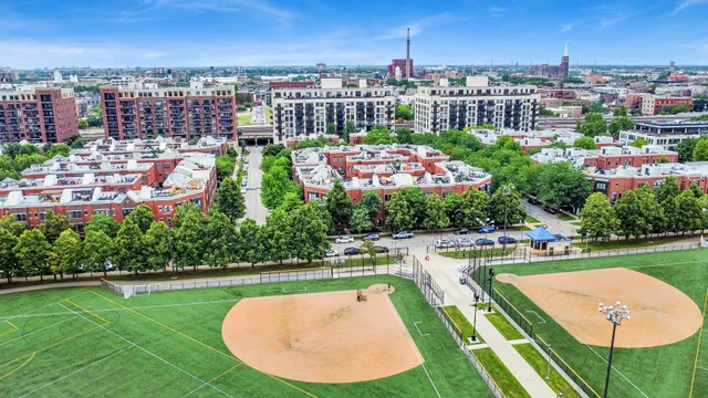 $339,999 | 948 West 15th Place, Unit 1B, Chicago, IL 60608