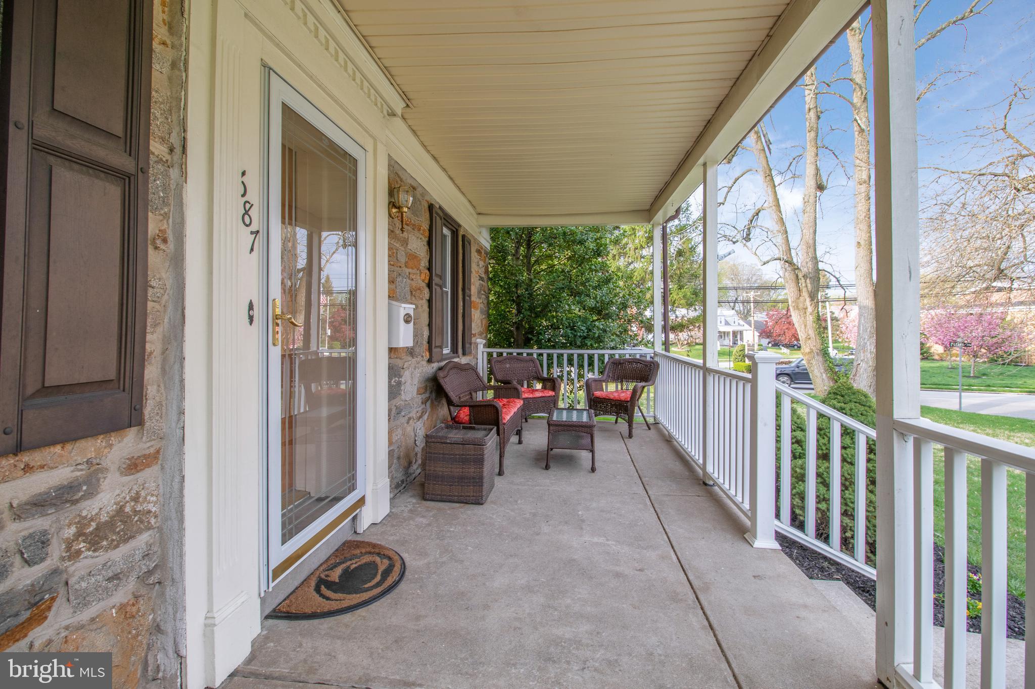 687 Andrew Road Springfield, PA 19064 - Photo 3 of 25