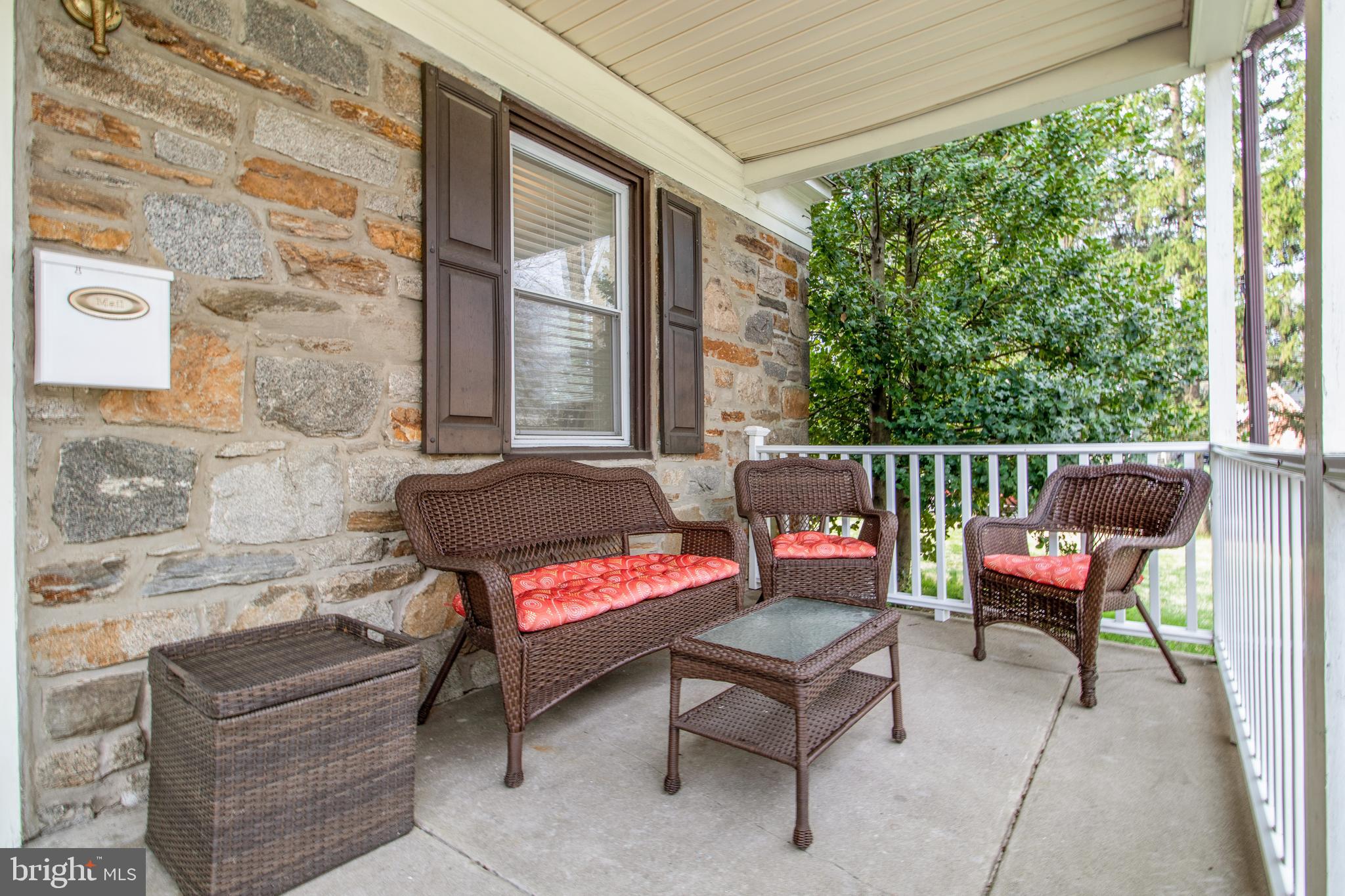 687 Andrew Road Springfield, PA 19064 - Photo 4 of 25