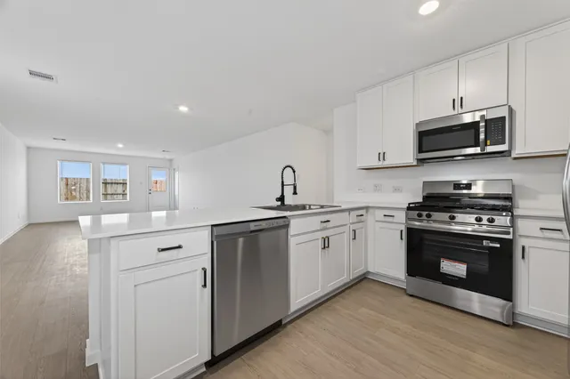 $1,999 | 3081 Majestic Sunrise Drive, Katy, TX 77493