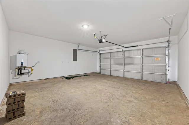 $1,999 | 3081 Majestic Sunrise Drive, Katy, TX 77493