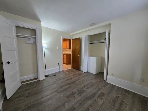 $2,300 | 11 Grove Street, Unit 2, Boston, MA 02114