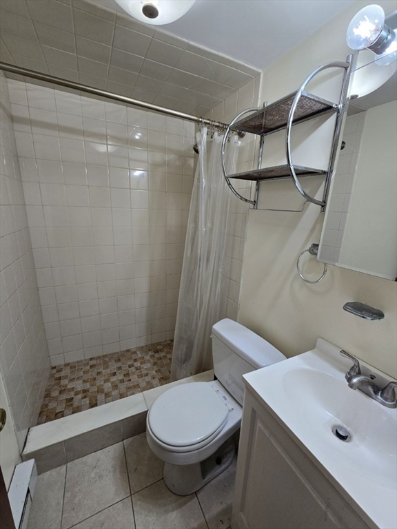 11 Grove Street, Unit 2 Boston, MA 02114 - Photo 6 of 8