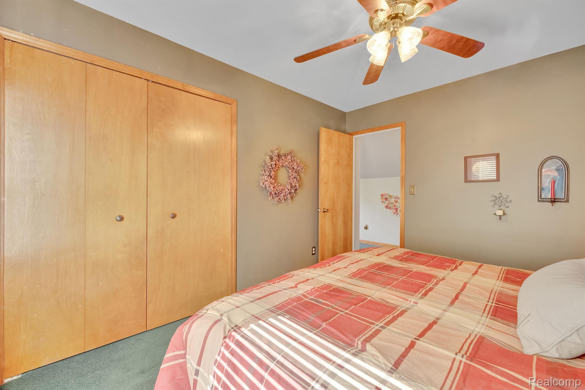 2786 Manchester Road Birmingham, MI 48009 - Photo 23 of 39
