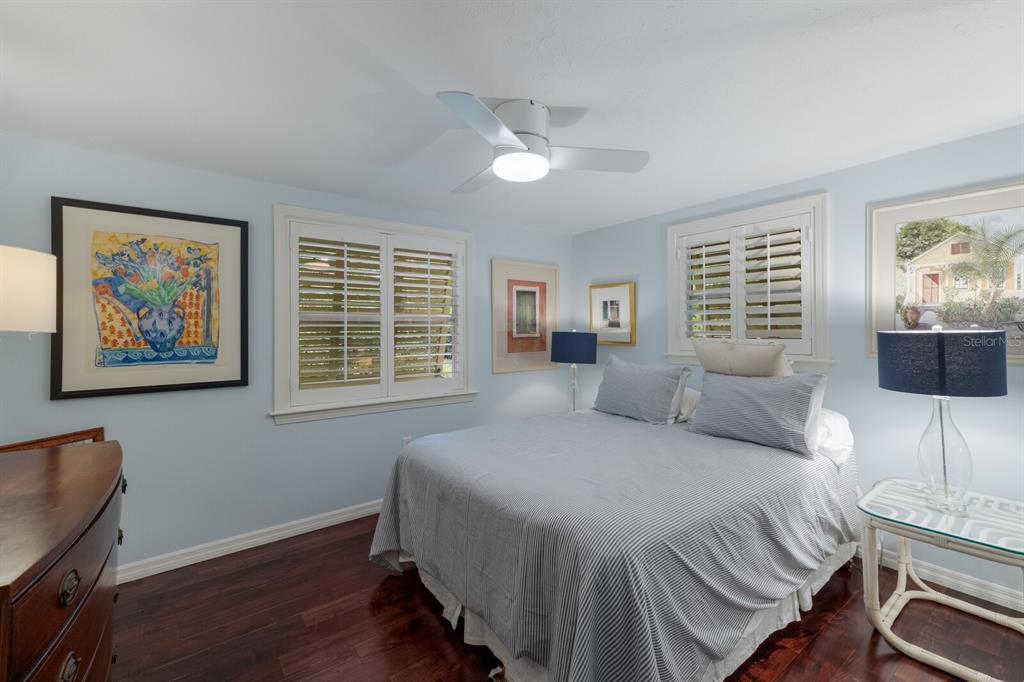1922 Field Road Sarasota, FL 34231 - Photo 23 of 42 Gallery Image 23