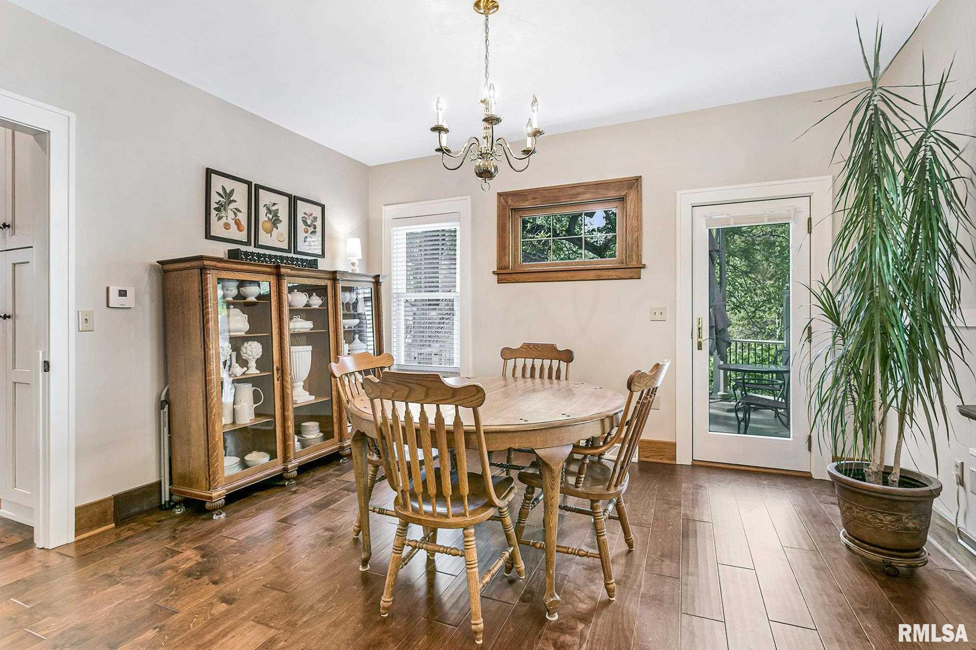 2655 Middle Road Davenport, IA 52803 - Photo 15 of 35 Gallery Image 15