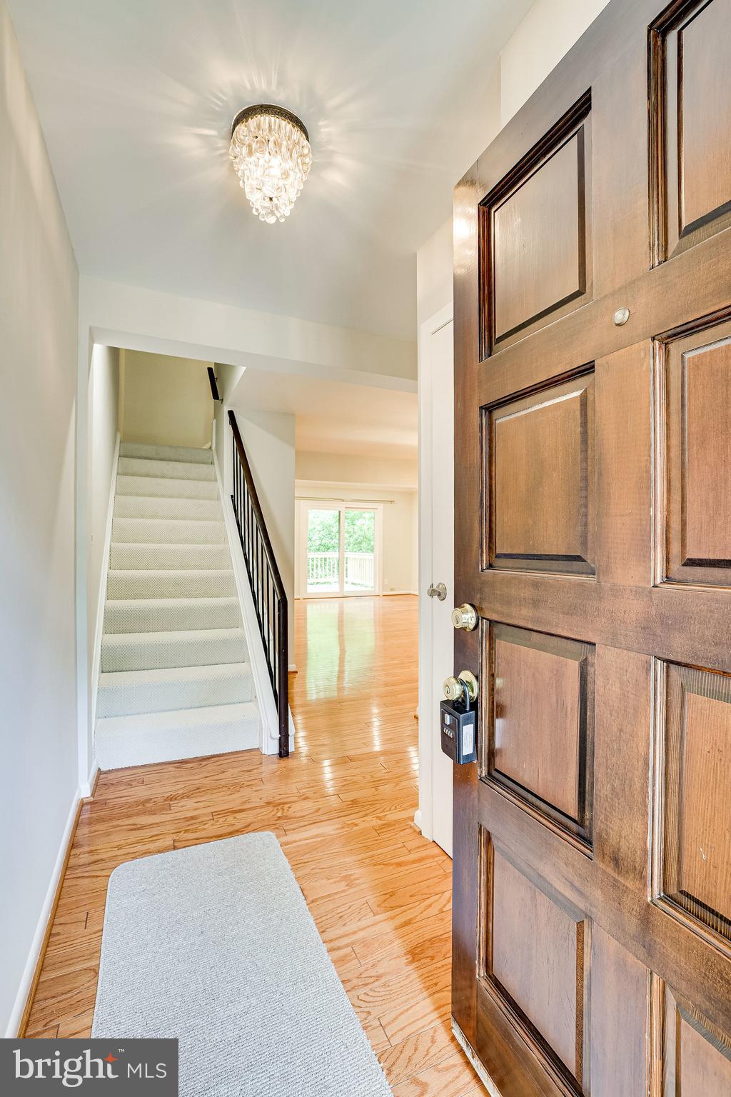 1600 Valencia Way Reston, VA 20190 - Photo 14 of 74