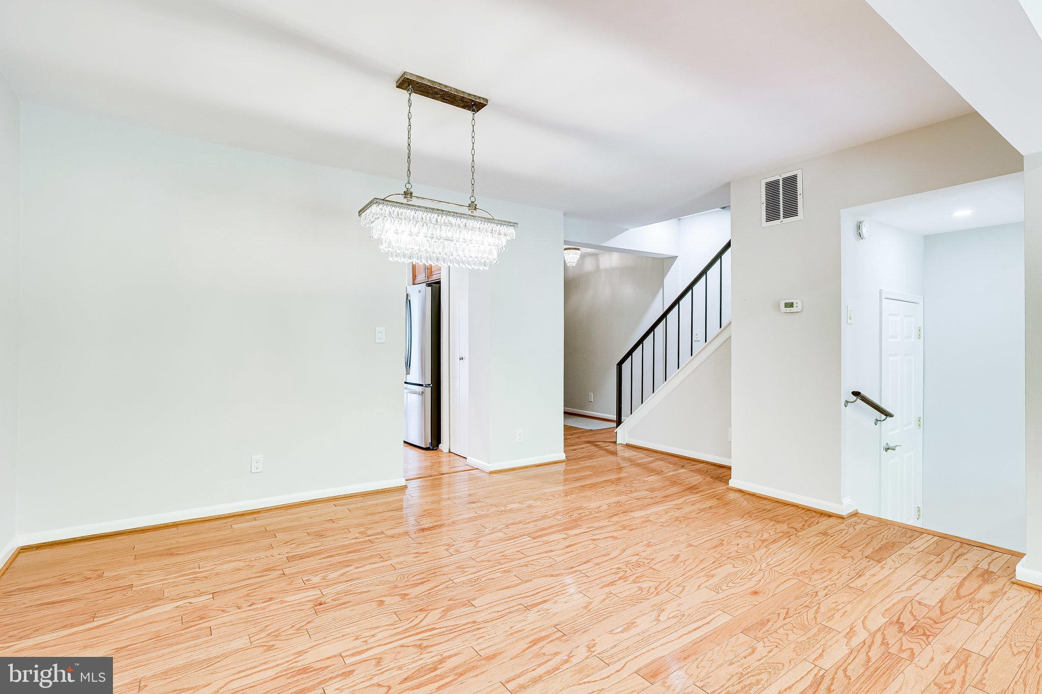 1600 Valencia Way Reston, VA 20190 - Photo 20 of 74