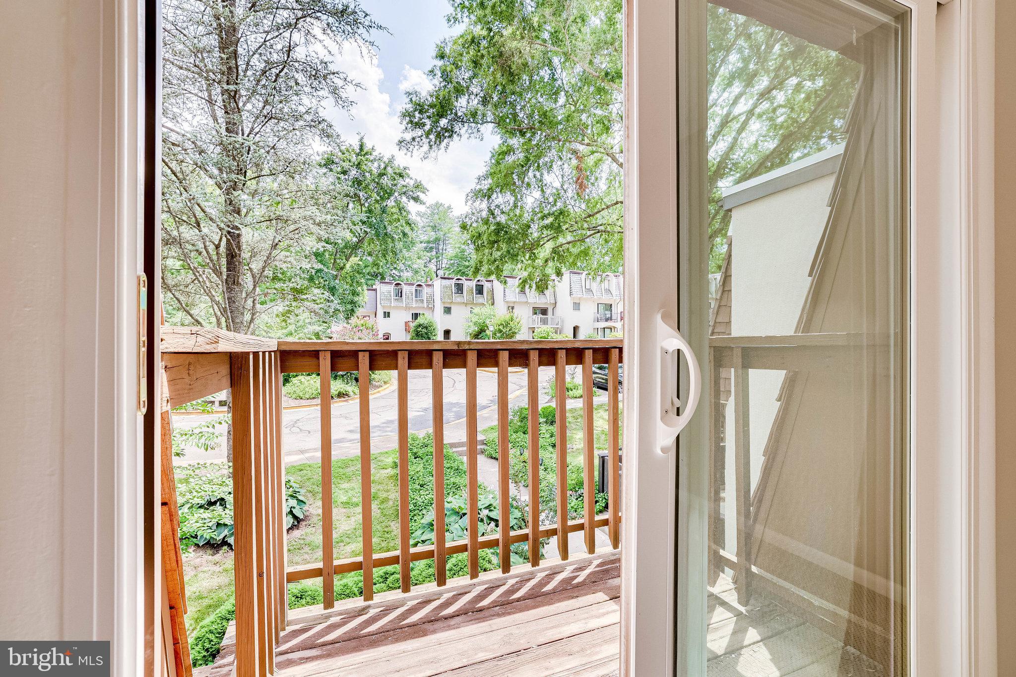 1600 Valencia Way Reston, VA 20190 - Photo 48 of 74