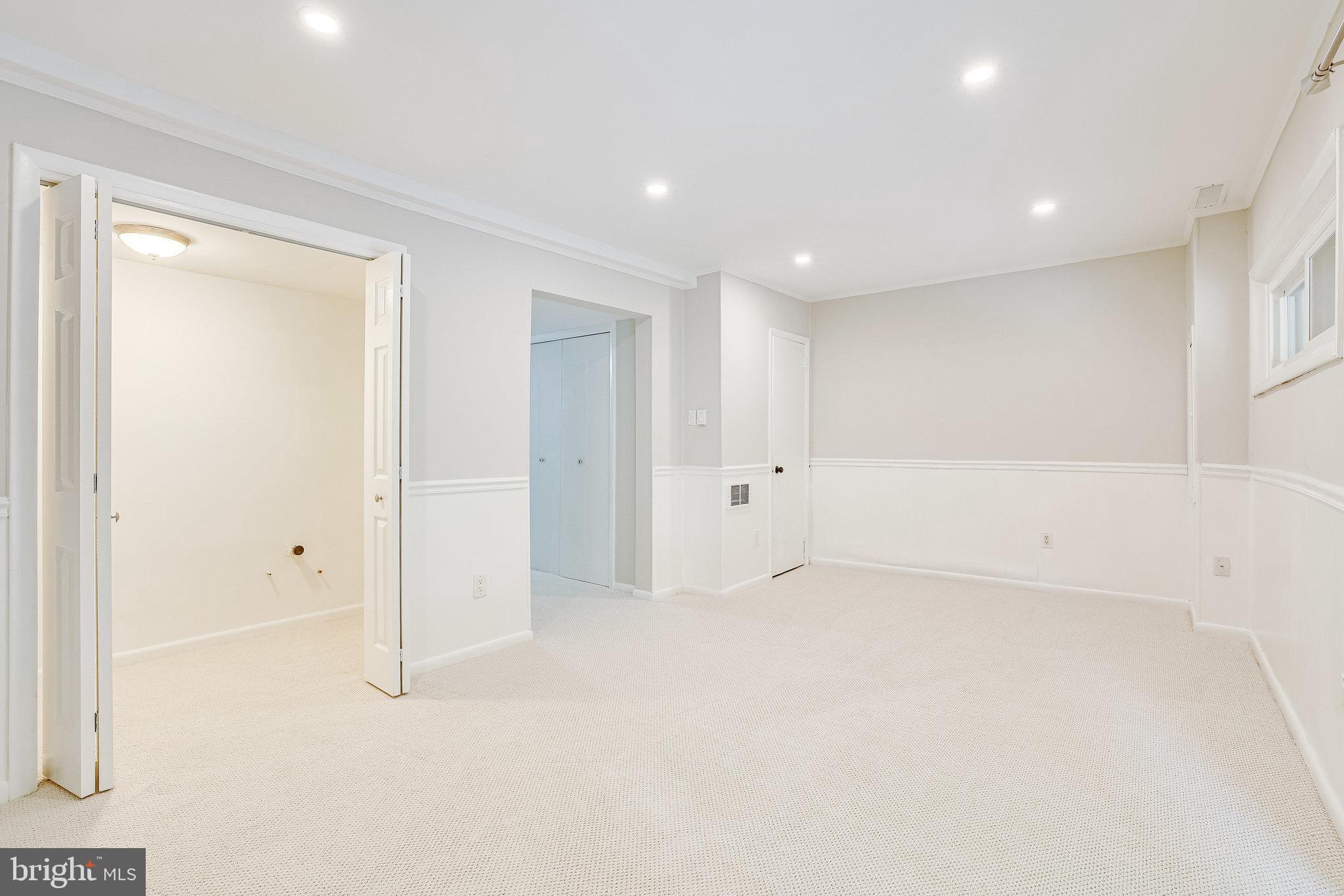 1600 Valencia Way Reston, VA 20190 - Photo 58 of 74