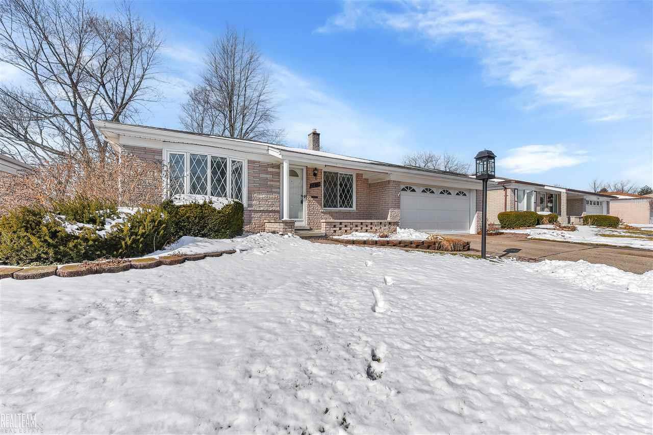 2239 Castleton Drive Troy, MI 48083 - Photo 2 of 33