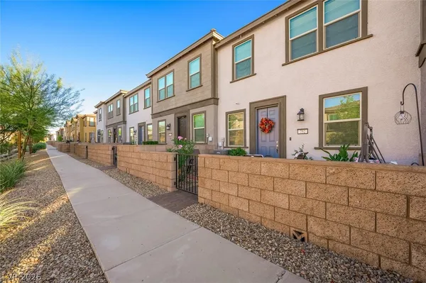 $345,000 | 752 Sleeping City Avenue, Henderson, NV 89015