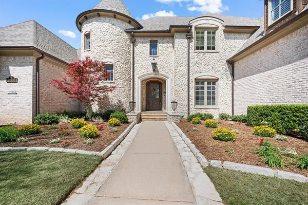 $1,500,000 | 2308 Hawthorne Avenue, Colleyville, TX 76034