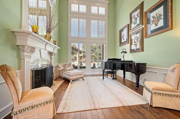 $1,500,000 | 2308 Hawthorne Avenue, Colleyville, TX 76034