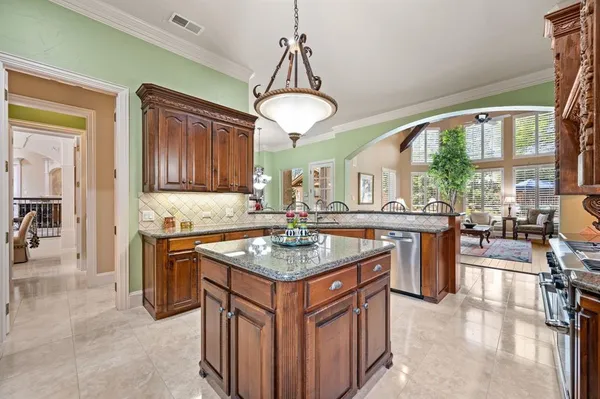 $1,500,000 | 2308 Hawthorne Avenue, Colleyville, TX 76034