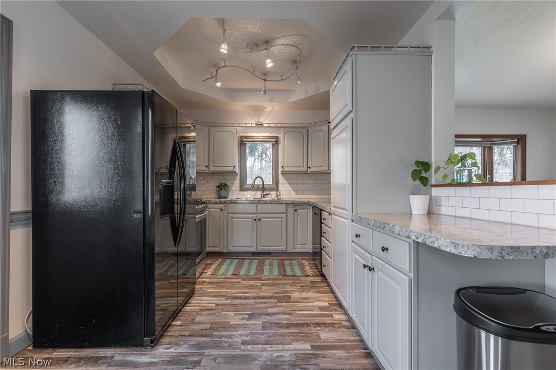 4533 Copley Road Akron, OH 44321 - Photo 4 of 26
