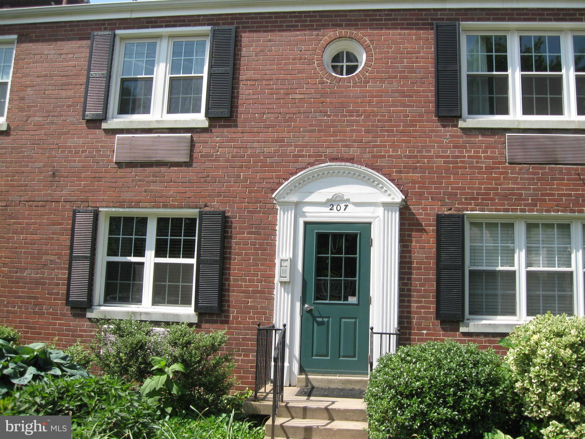 Exterior (Front)