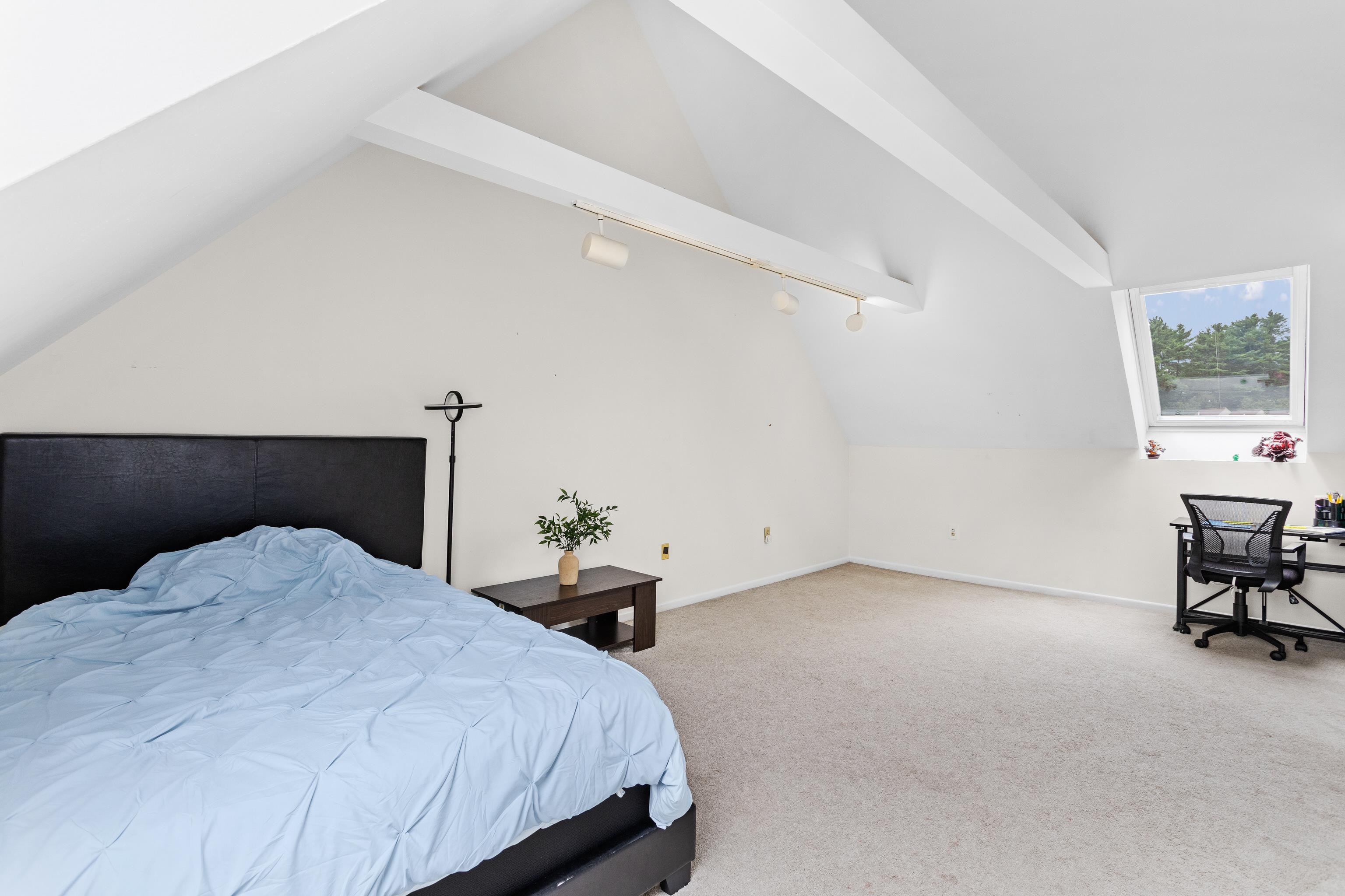 10 Rockingham Court Bedford, NH 03110 - Photo 24 of 36 Gallery Image 24