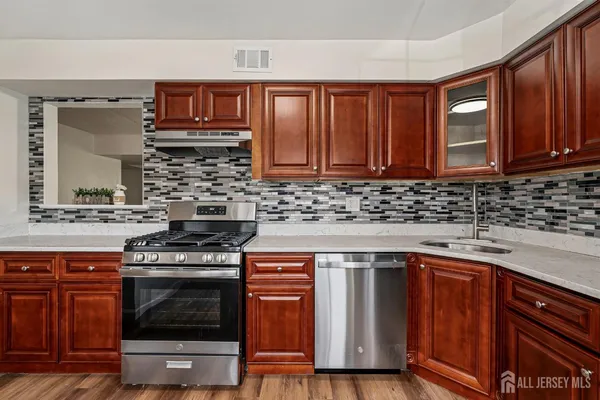 $468,900 | 8401 Hana Road, Edison, NJ 08817