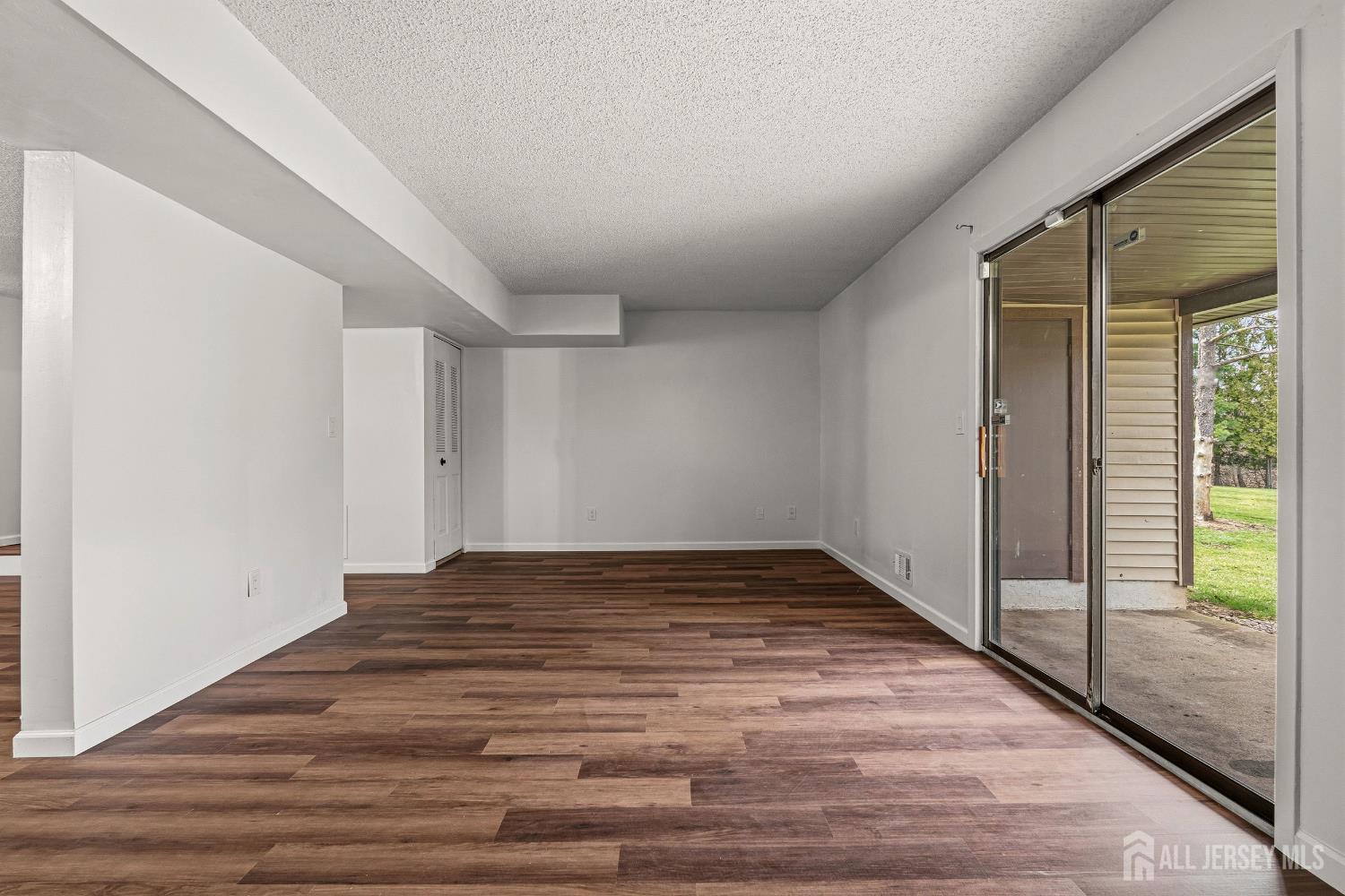 8401 Hana Road Edison, NJ 08817 - Photo 14 of 45