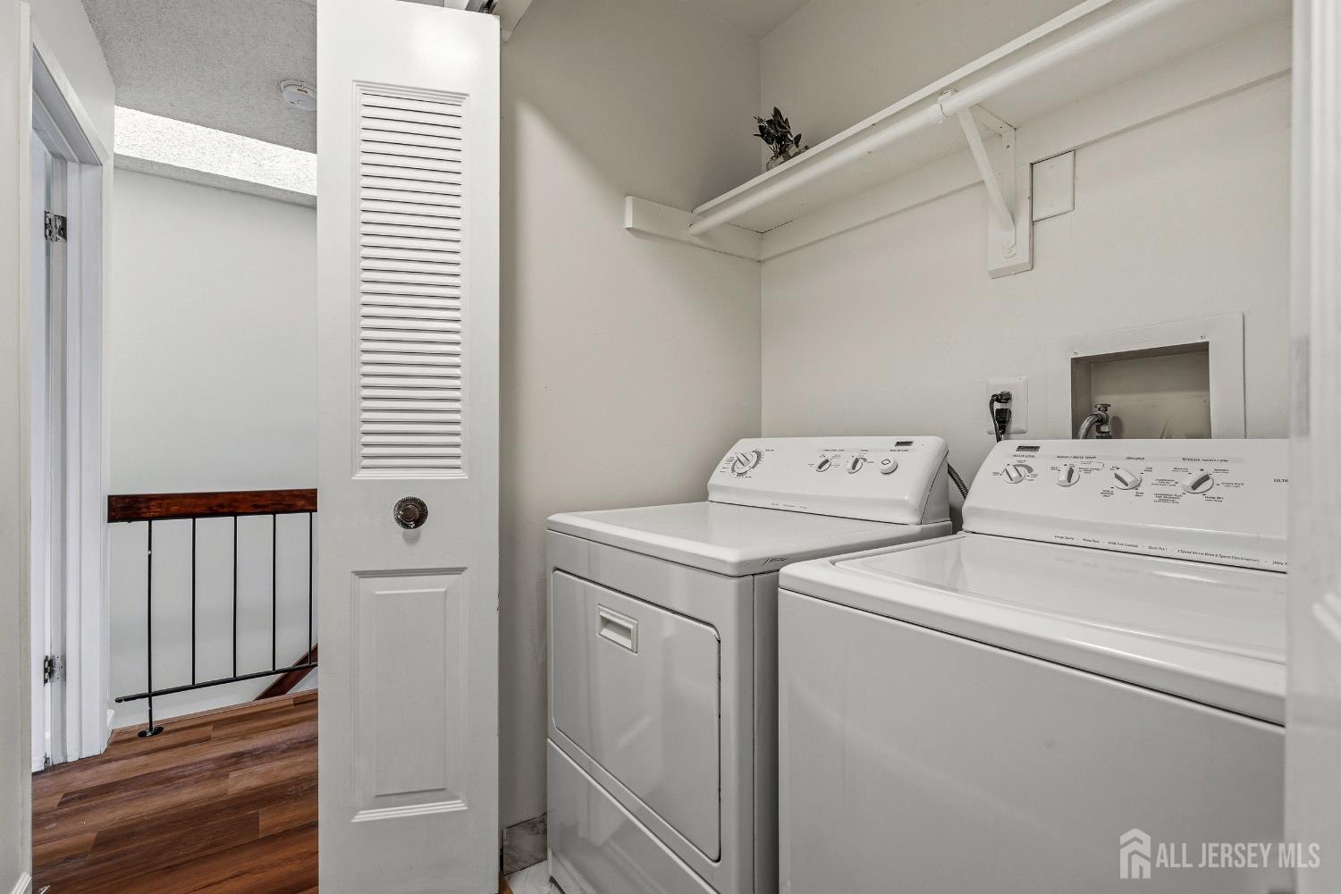 8401 Hana Road Edison, NJ 08817 - Photo 28 of 45