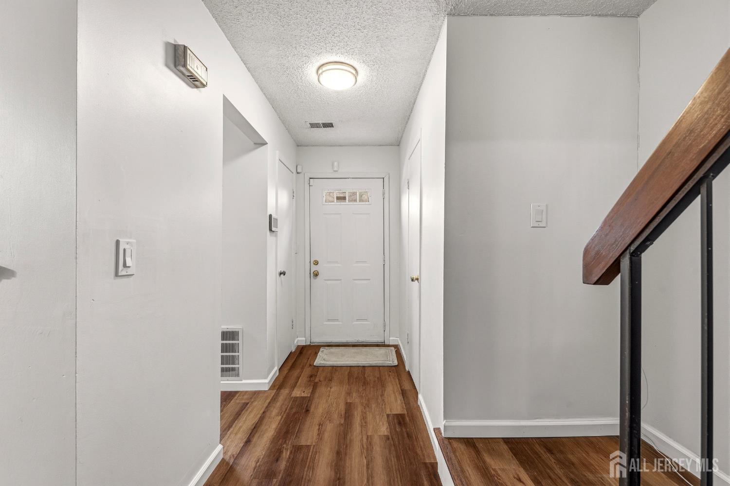 8401 Hana Road Edison, NJ 08817 - Photo 8 of 45