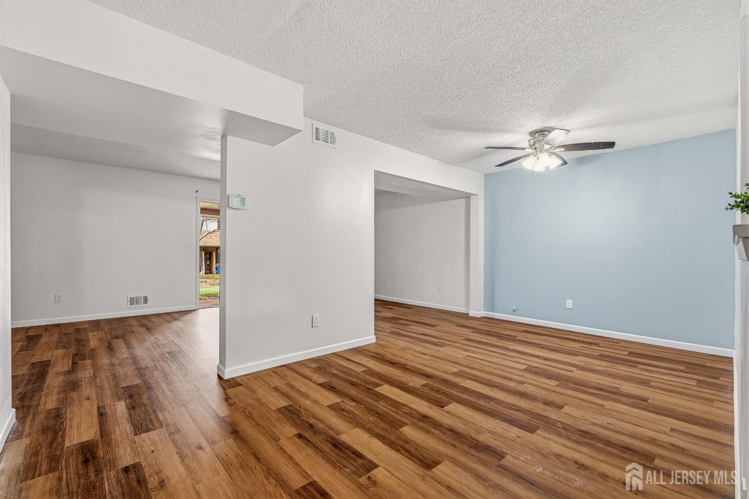 8401 Hana Road Edison, NJ 08817 - Photo 10 of 45