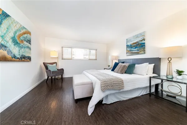 $716,000 | 1720 Ardmore Avenue, Unit 212, Hermosa Beach, CA 90254