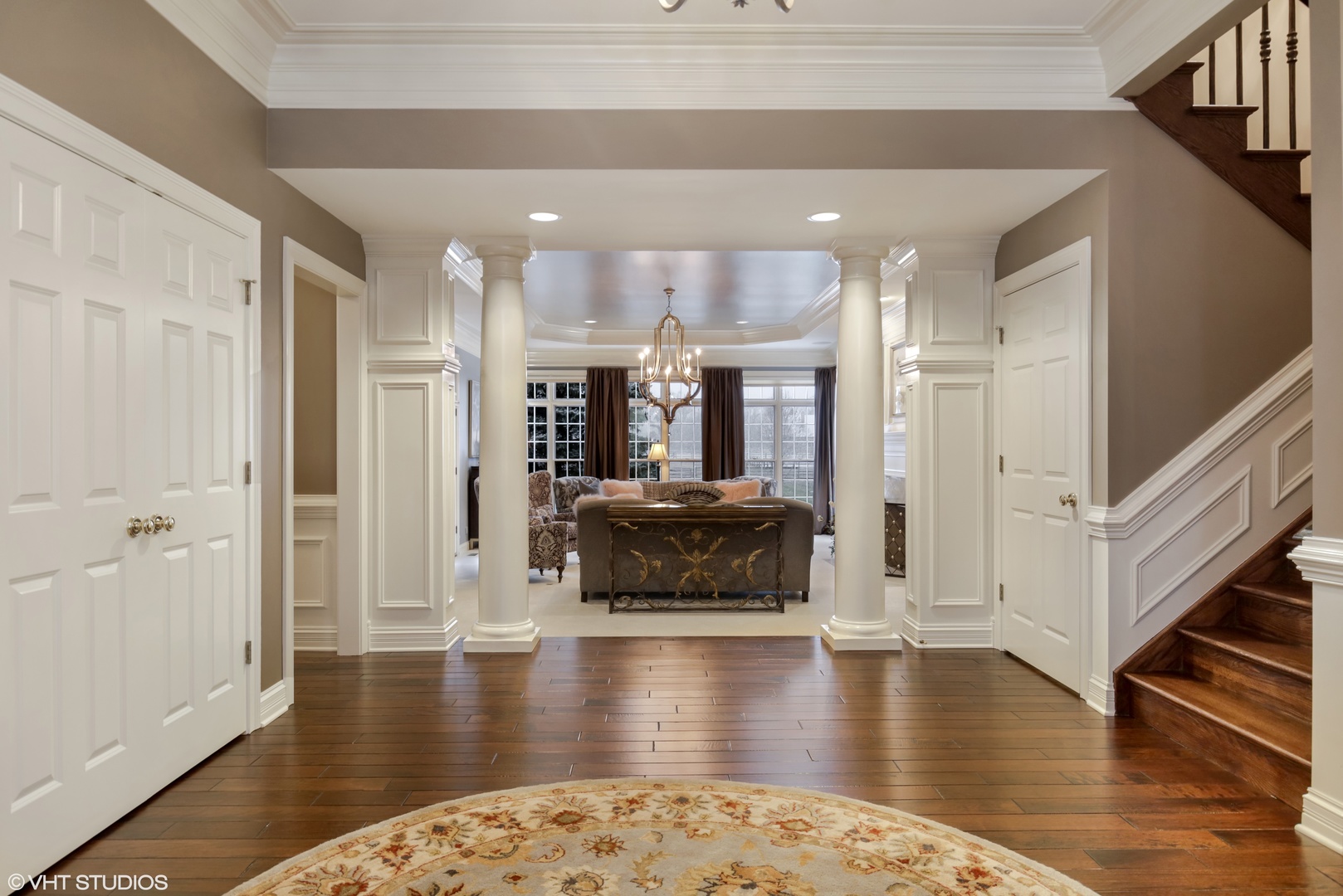 33W870 Fletcher Road St. Charles, IL 60174 - Photo 3 of 56