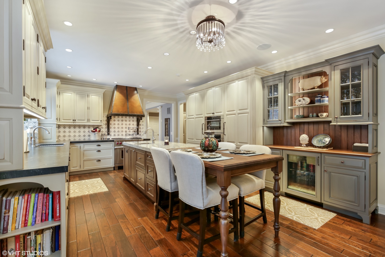 33W870 Fletcher Road St. Charles, IL 60174 - Photo 6 of 56