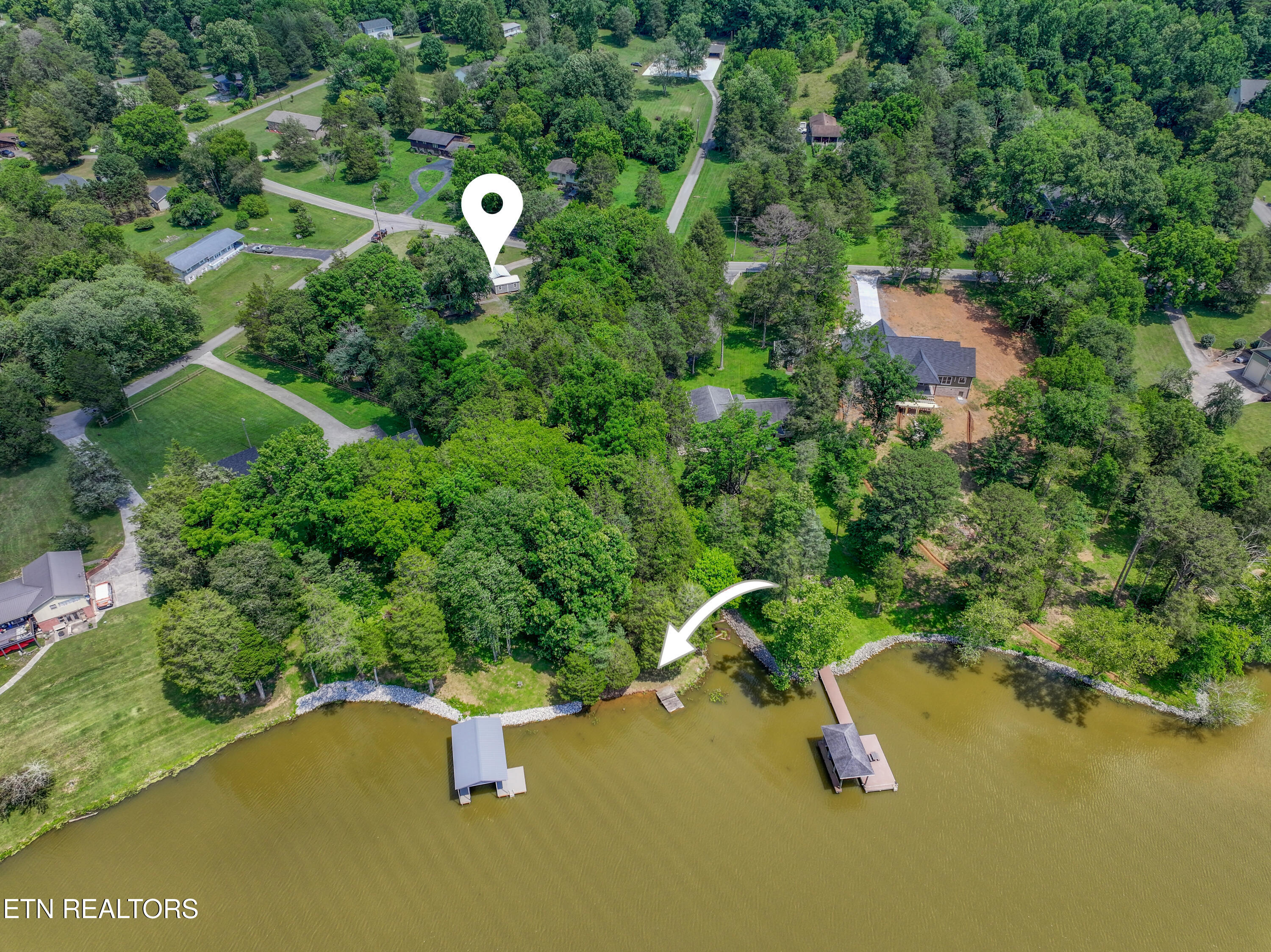 307 Anglers Cove Road Kingston, TN 37763 - Photo 43 of 44 DJI_20260611151141_0077_D_102_Original