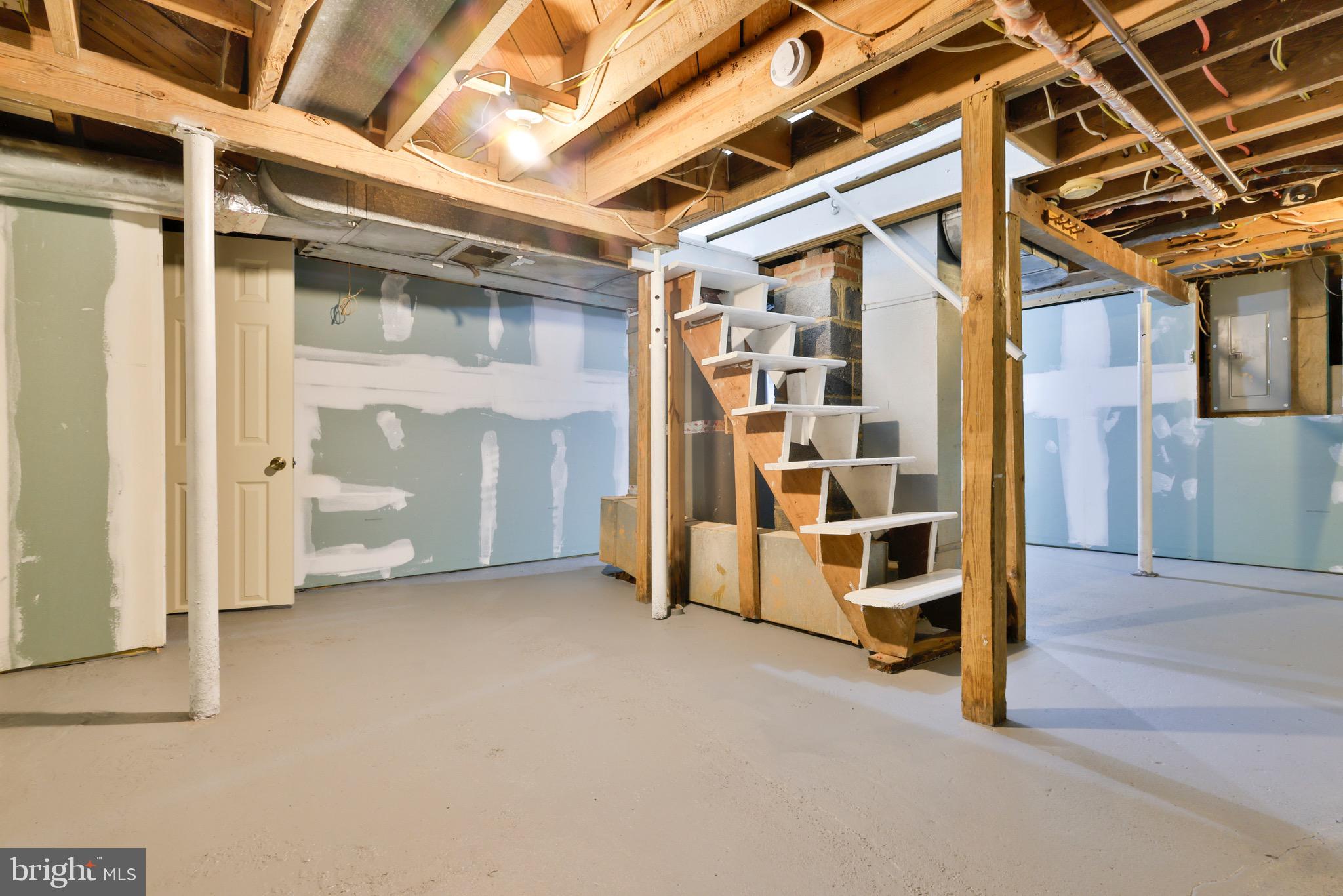 7712 Emerson Road Hyattsville, MD 20784 - Photo 41 of 53 Gallery Image 41