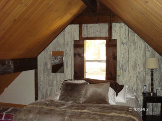 24690 Fern Valley Road Idyllwild, CA 92549 - Photo 11 of 16 Bedroom