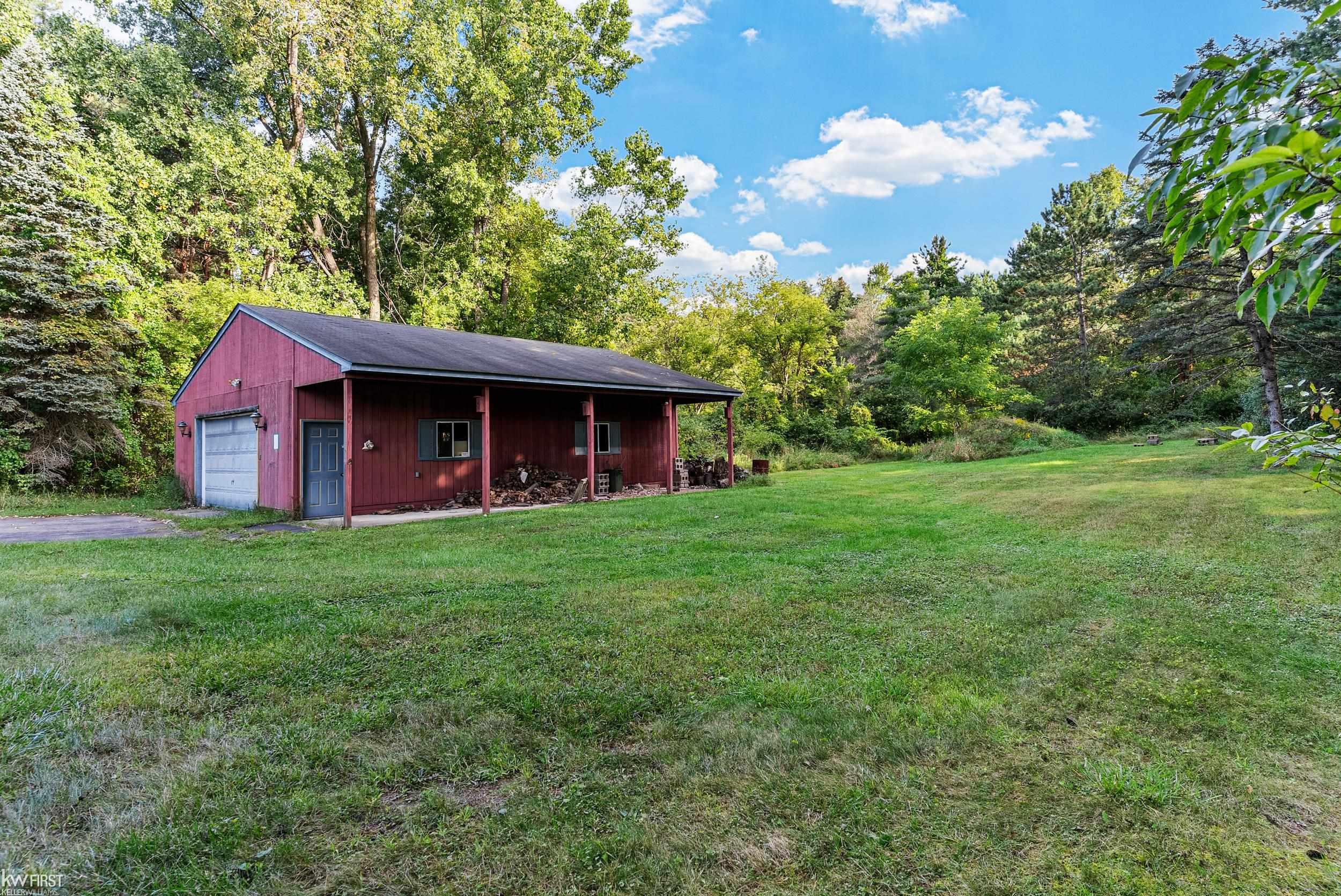 1061 Rose Center Road Fenton, MI 48430 - Photo 51 of 66