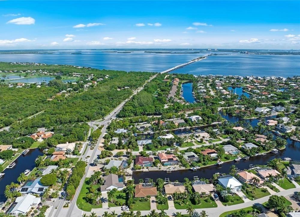 849 Beach Road Sanibel, FL 33957 - Photo 27 of 27 a view of a city