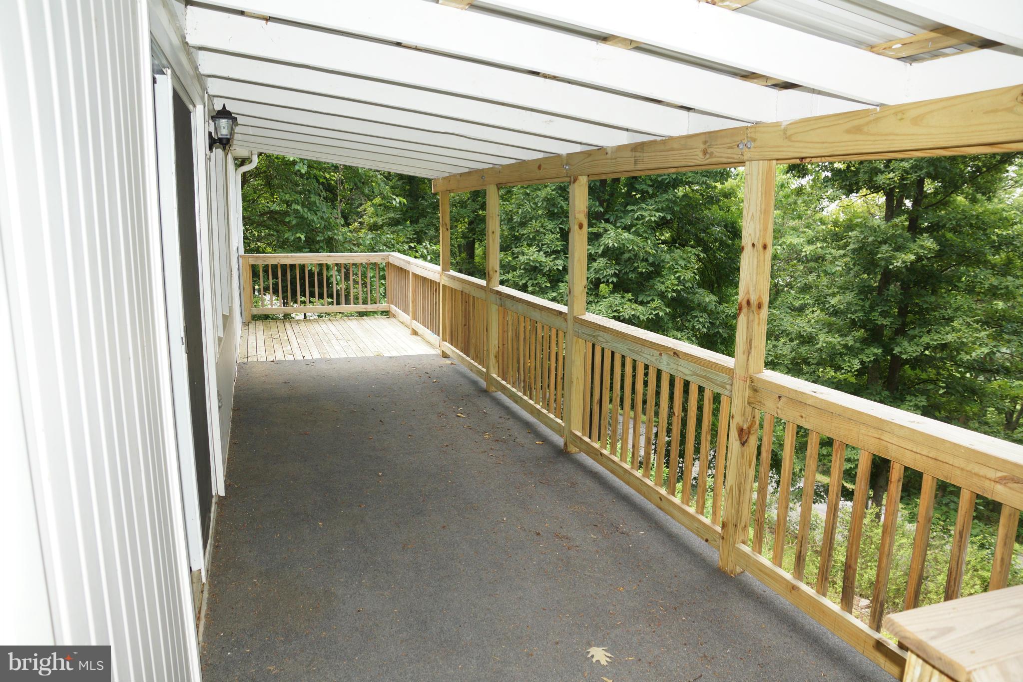 2185 Blue Mountain Road Front Royal, VA 22630 - Photo 3 of 30 Deck