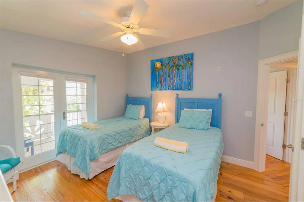 216 Pine Avenue, Unit R Anna Maria, FL 34216 - Photo 14 of 16 Gallery Image 14