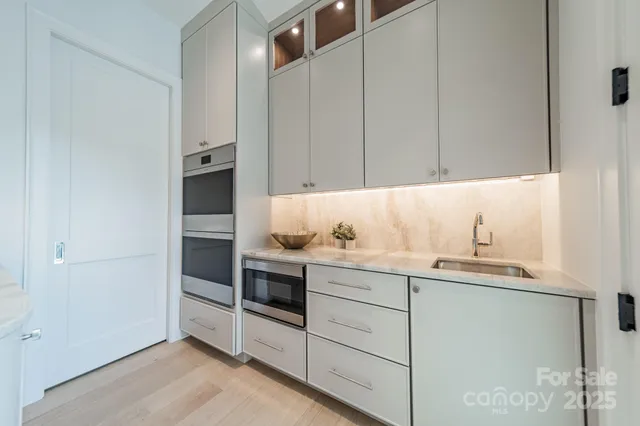 $4,700,000 | 20114 Norman Colony Road, Cornelius, NC 28031