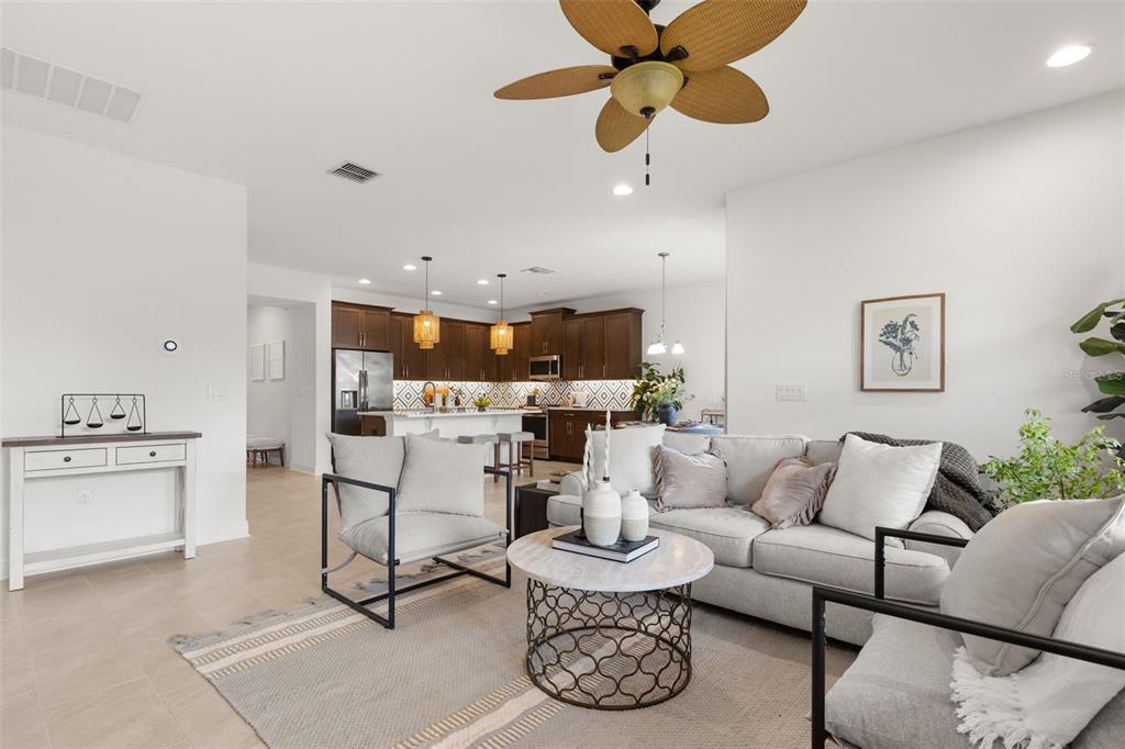 13235 Spring Grove Way Winter Garden, FL 34787 - Photo 11 of 46 Gallery Image 11