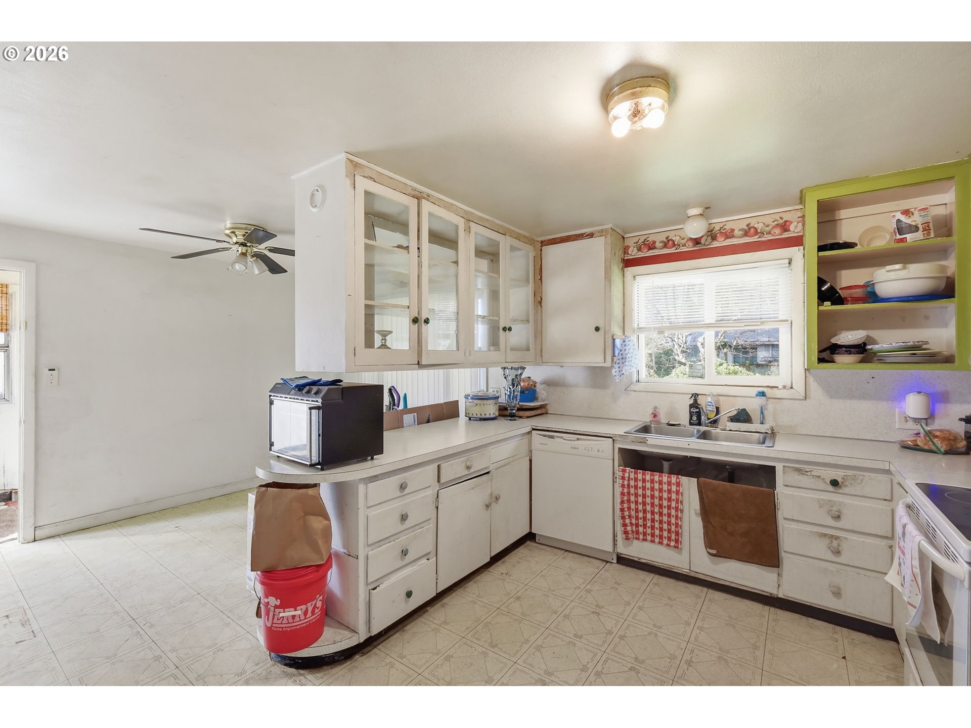 1012 7th Street Springfield, OR 97477 - Photo 14 of 39