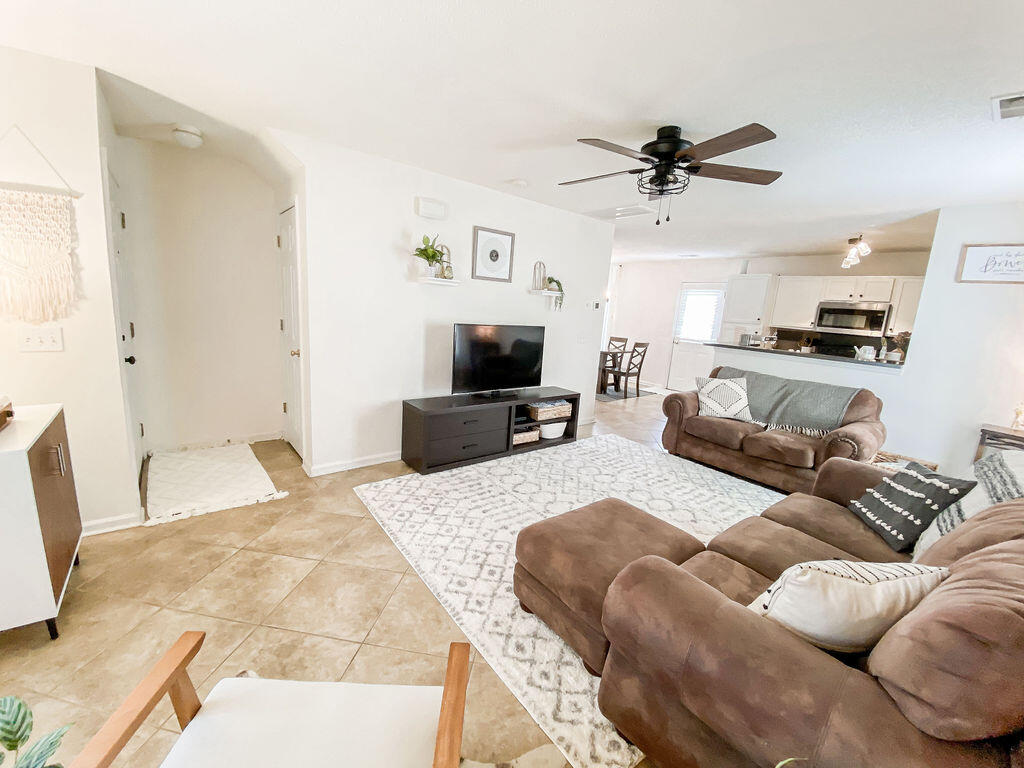 1131 Deerberry Road Hanahan, SC 29410 - Photo 7 of 48 Bo.PereaHouse-12