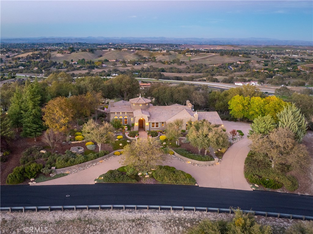 2438 Battering Rock Road Templeton, CA 93465 - Photo 50 of 60 a view of a city and an ocean