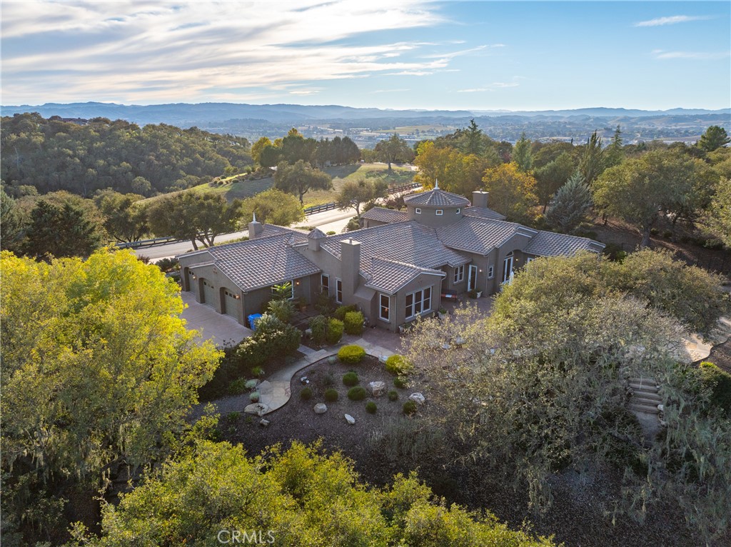 2438 Battering Rock Road Templeton, CA 93465 - Photo 53 of 60 a view of a city with mountains in the background