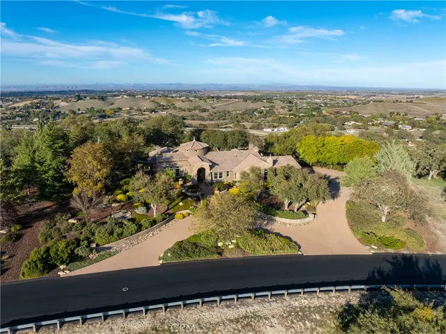 $2,695,000 | 2438 Battering Rock Road, Templeton, CA 93465