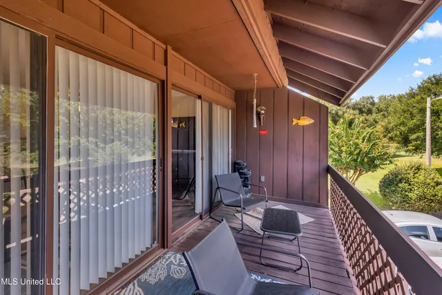 $145,000 | 228 Molokai Villa, Unit G, Diamondhead, MS 39525