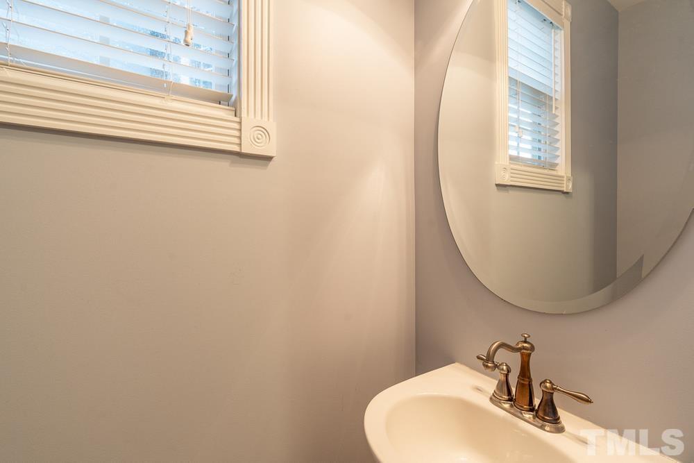 10005 Friedel Place Raleigh, NC 27613 - Photo 14 of 30