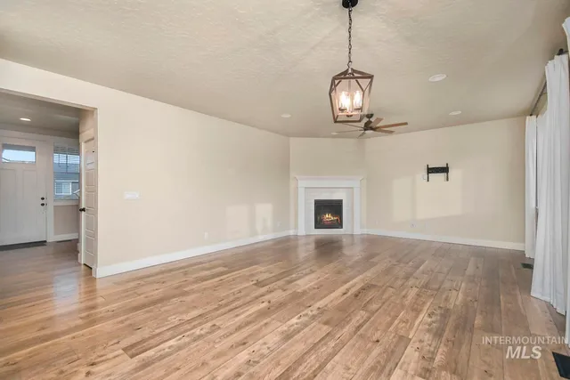 $579,900 | 5771 West Daphne Drive, Meridian, ID 83646