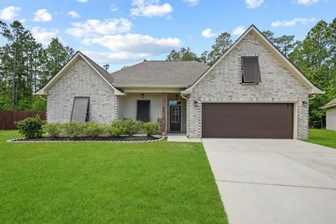 $365,000 | 73082 Still Hollow Drive, Covington, LA 70433