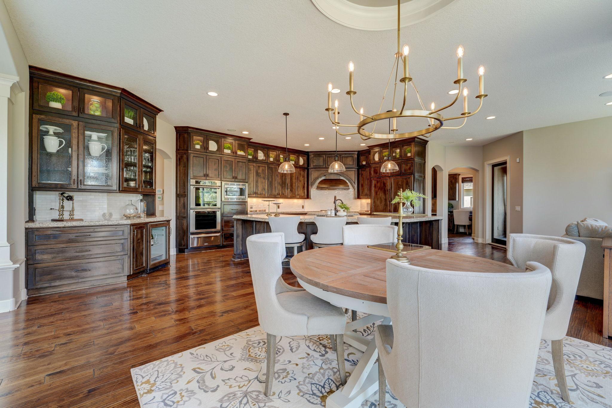 10635 Sonoma Ridge Eden Prairie, MN 55347 - Photo 3 of 90 Gallery Image 3